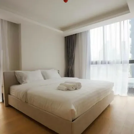 公寓 Real Estate Center